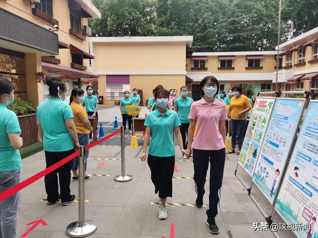 明天到底送不送？陕视记者探班幼儿园，消杀阵仗“吓”到记者