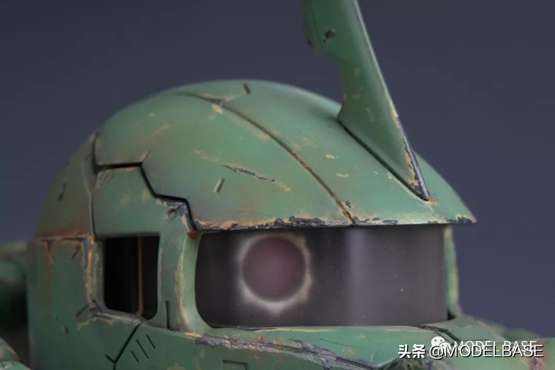 扎古扭蛋头组装,万代蓝标扎古和红标扎古