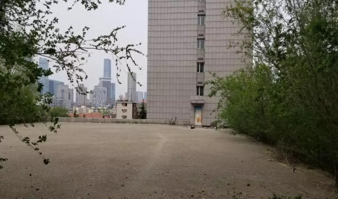 各地正在建设的专业足球场,大连市新足球场地图