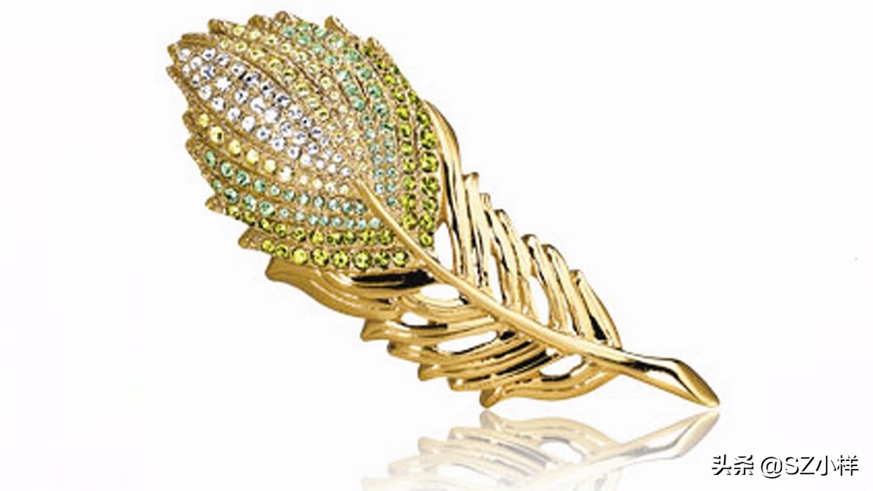 轻盈飘逸的羽毛，承载厚重的文化，演绎珠宝界永不落幕的时尚经典