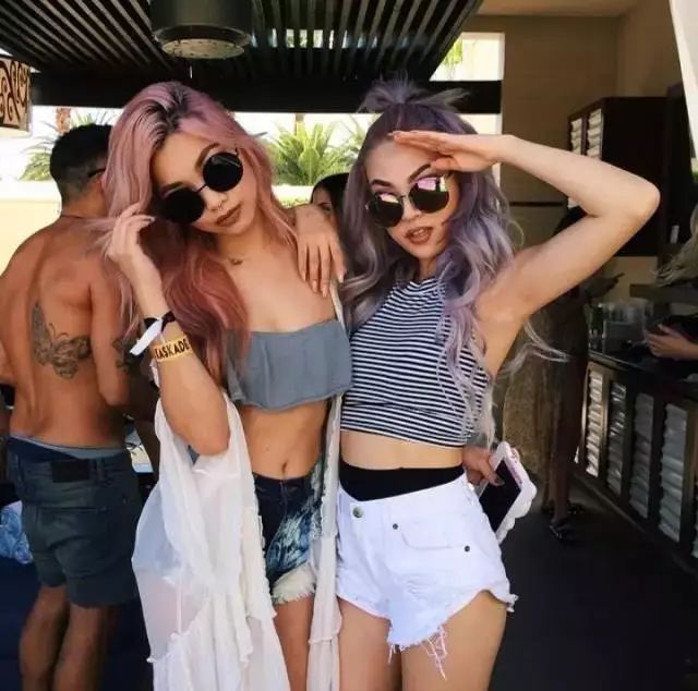 同款闺蜜发型简单时尚好看,适合闺蜜的潮流发型