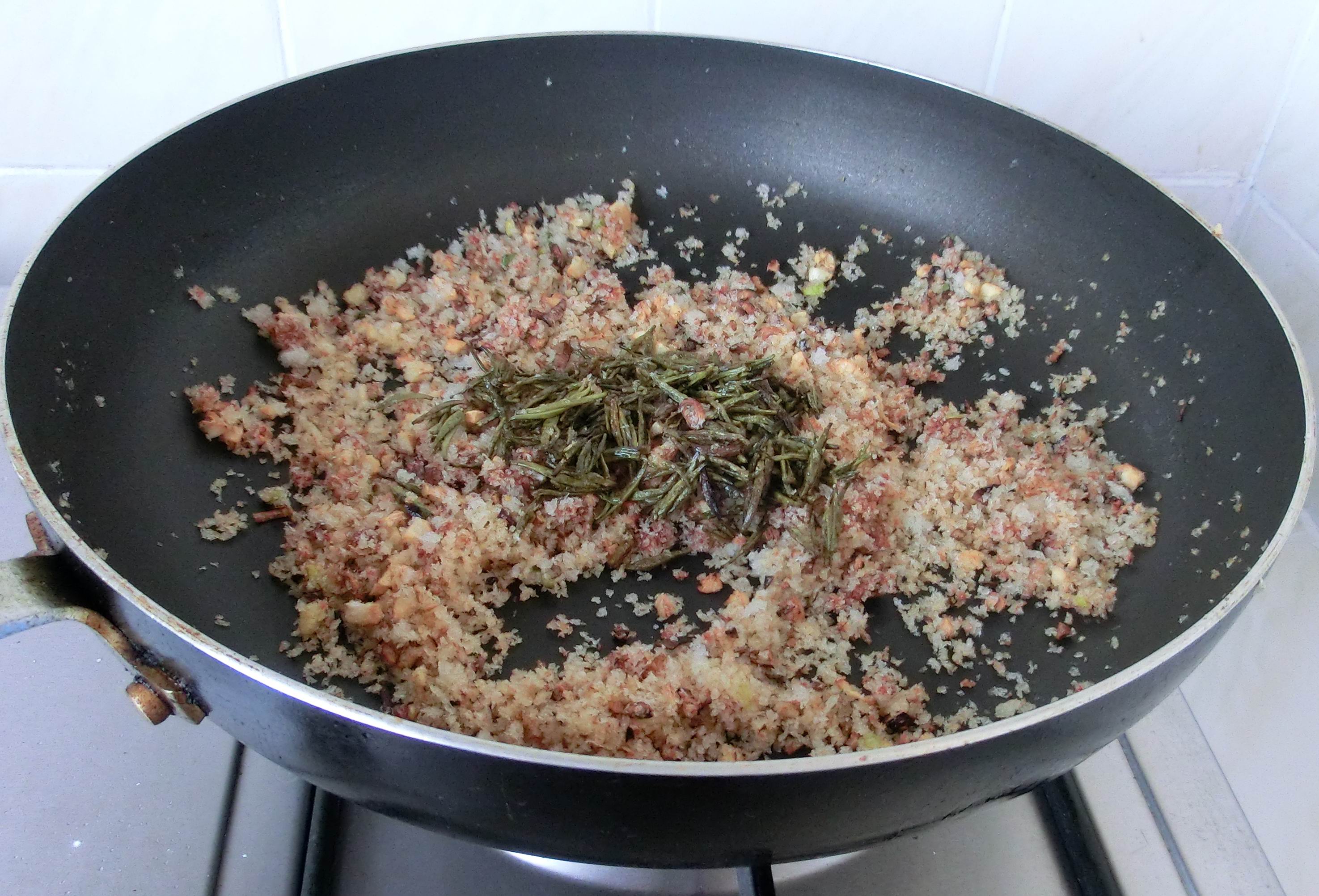 港式避风塘炒虾做法,正宗港式避风塘炒虾