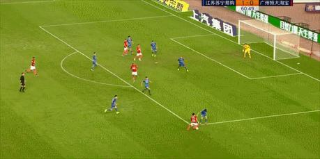 “杨韦”神来之笔!一场1-3让恒大二重天:后防天团集体“养生”