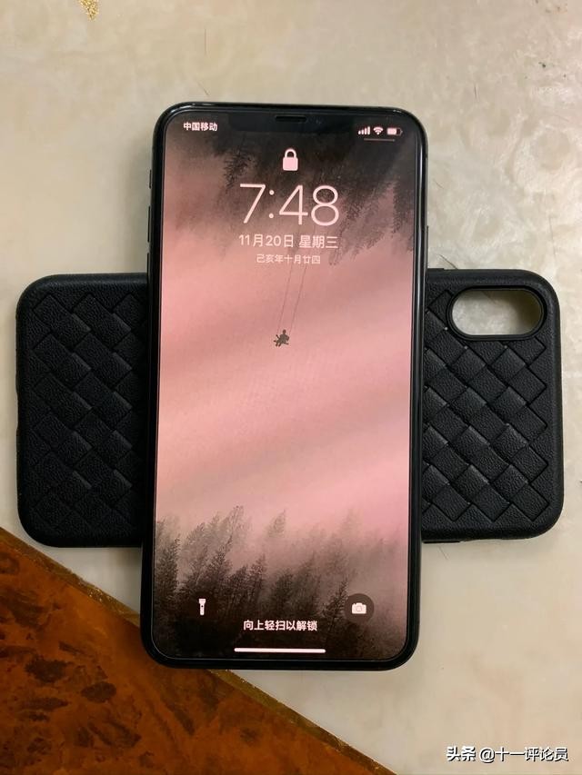 3000左右的苹果xsm卡贴机使用一月实际体验(包括信号问题)