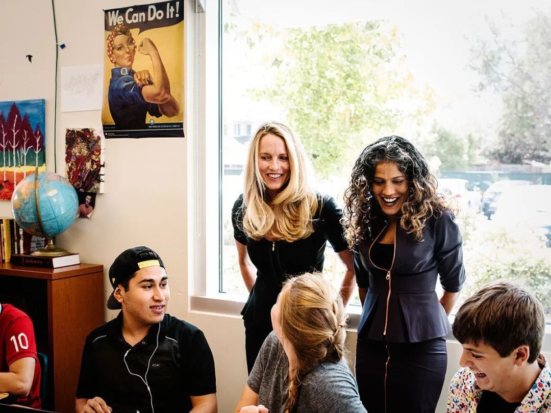 乔布斯去世留下了多少遗产,乔布斯遗孀将裸捐250亿美元新闻