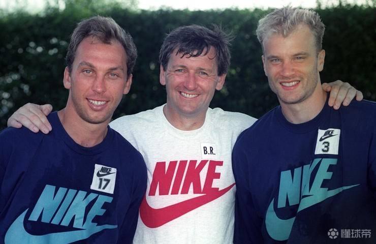 足坛致敬科比,冰王子博格坎普经典进球动图