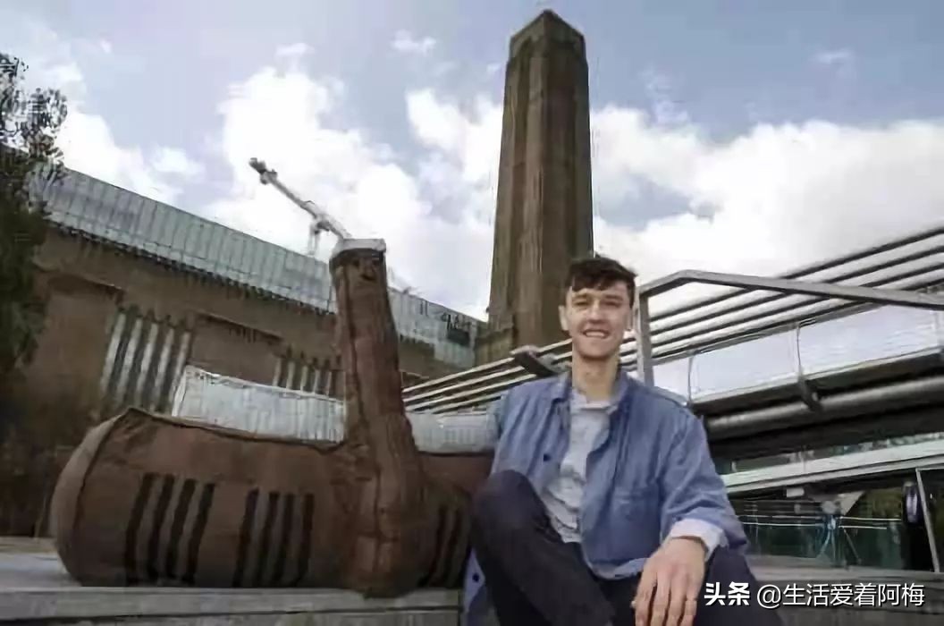 她开了间超市，卖的东西却全是假的，9000件商品，竟被一抢而空