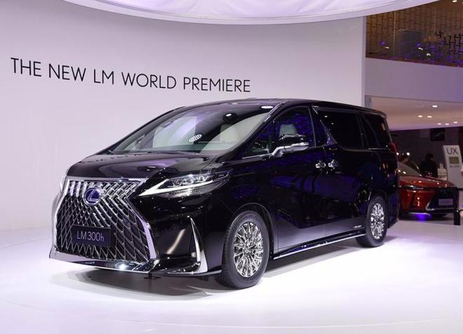 MPV中的劳斯莱斯!比埃尔法还夸张,雷克萨斯LM这次该加价多少?