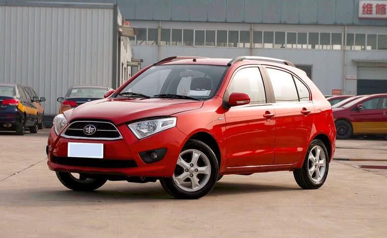 曾经的两厢神车,月销3万辆的国民家轿车