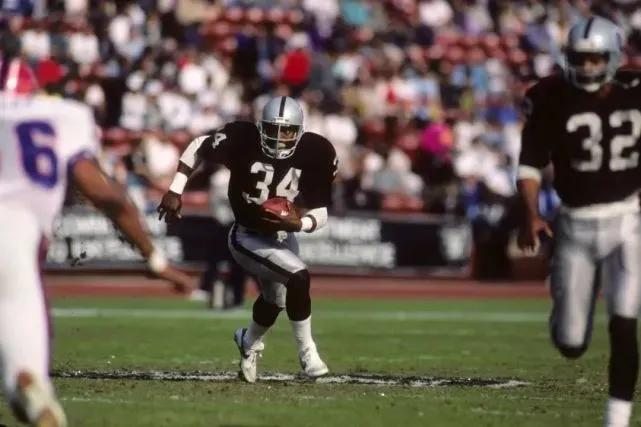 中国体坛十大杰出运动员,体坛双圈大满贯得主