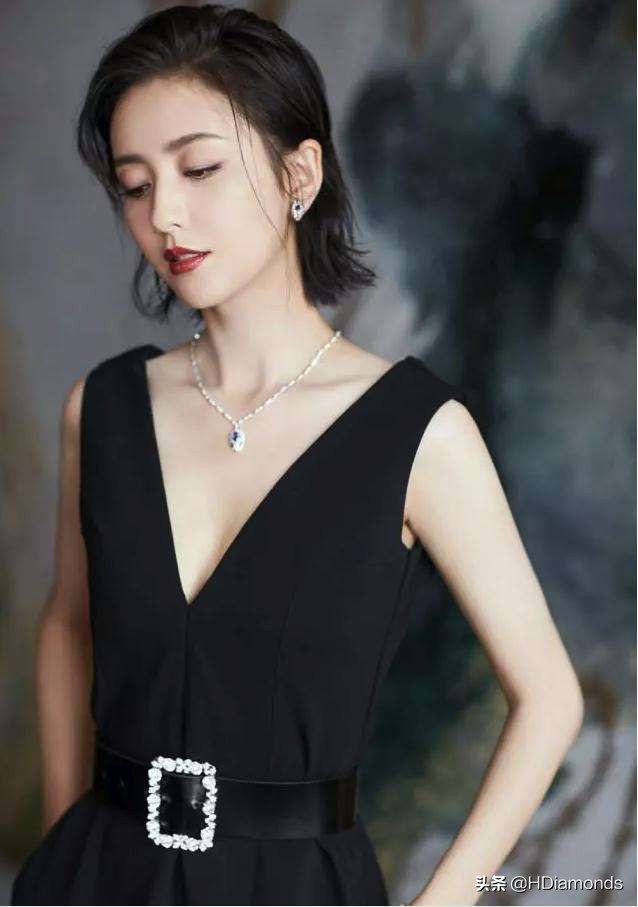 项链长短不一样,项链长短怎么搭配男