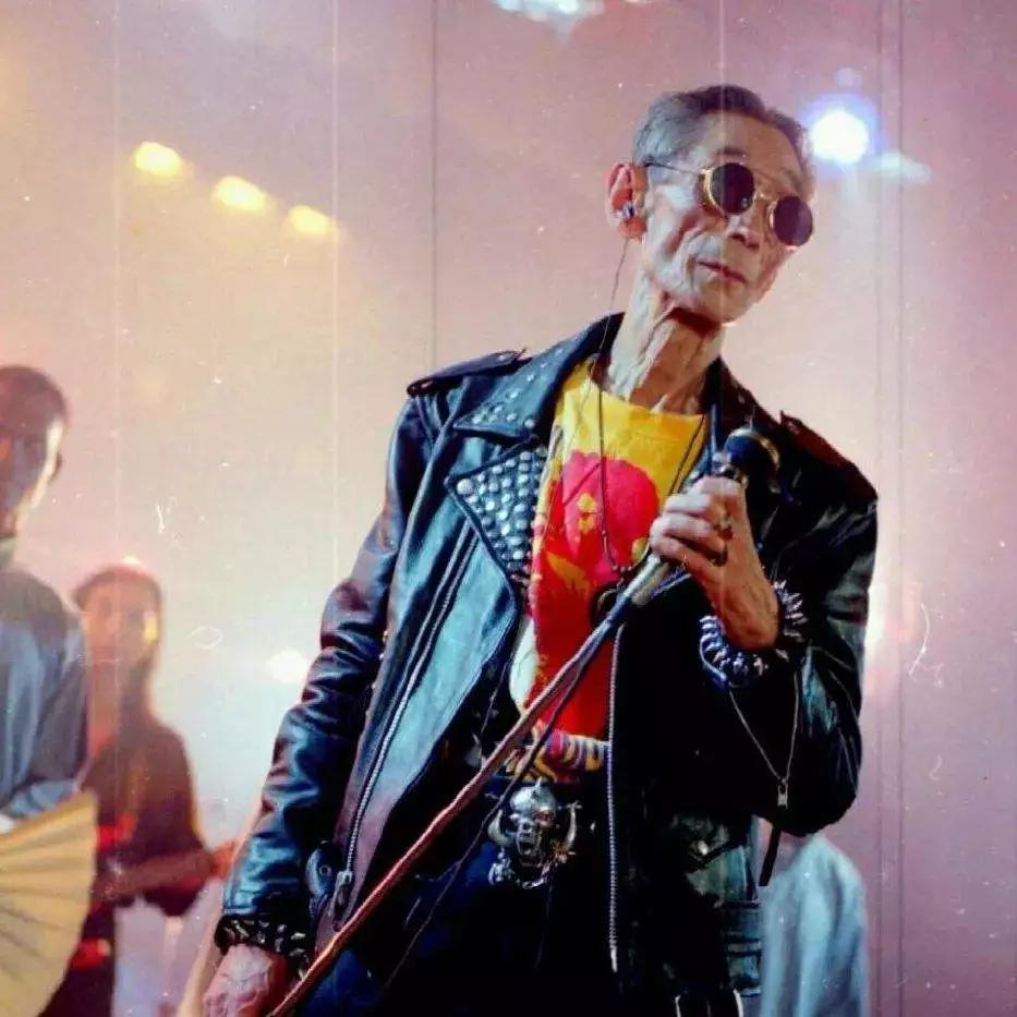 天津人嘴里的各位“爷”,比“姐姐”的用法复杂得多