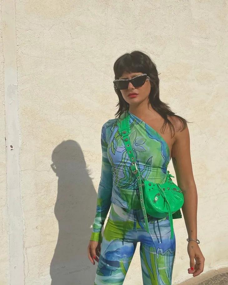 三里屯偶遇大幂幂,杨幂和闺蜜在三里屯逛街遭搭讪