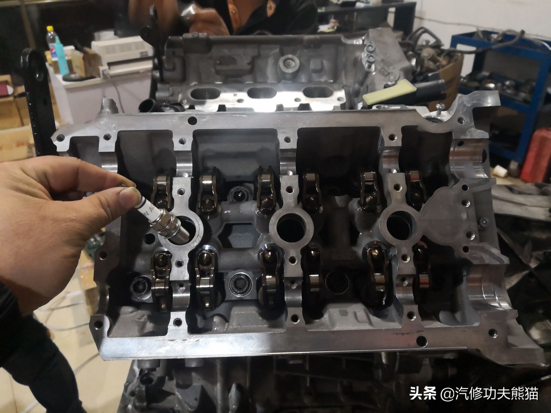 奥迪a6l2.4免拆烧机油处理靠谱吗,奥迪a6l2.4烧机油大修注意事项