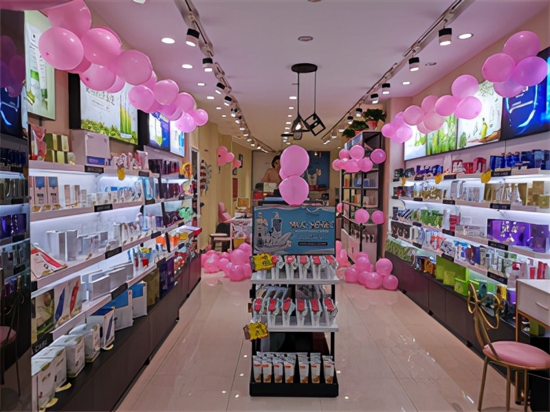 开一家进口化妆品店需要多少钱,小资生活化妆品免费加盟铺货