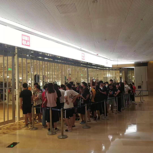 优衣库和什么联名被疯抢,优衣库联名款为什么遭疯抢