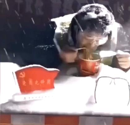 90后包租婆自曝拥有400栋楼,93年包租婆完整视频