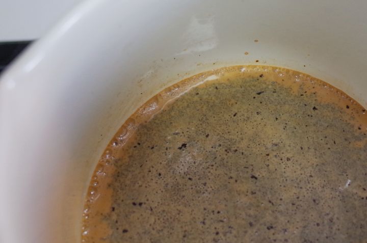 天冷了来一杯暖心热饮,天冷了给自己来杯奶茶