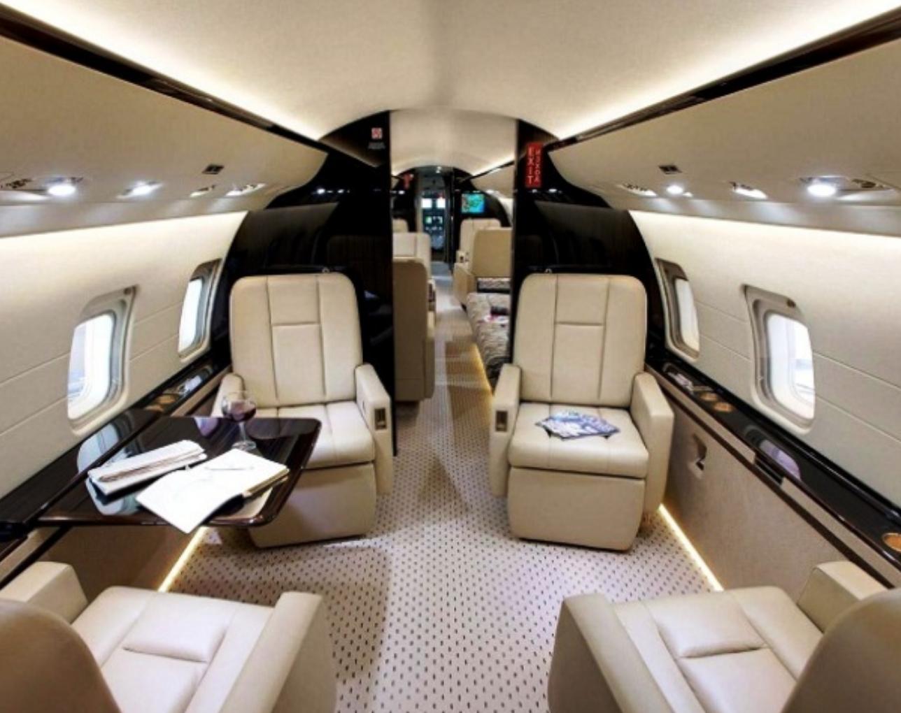 世界上最贵的私人飞机有多豪华,世界上最贵的私人飞机空间有多大