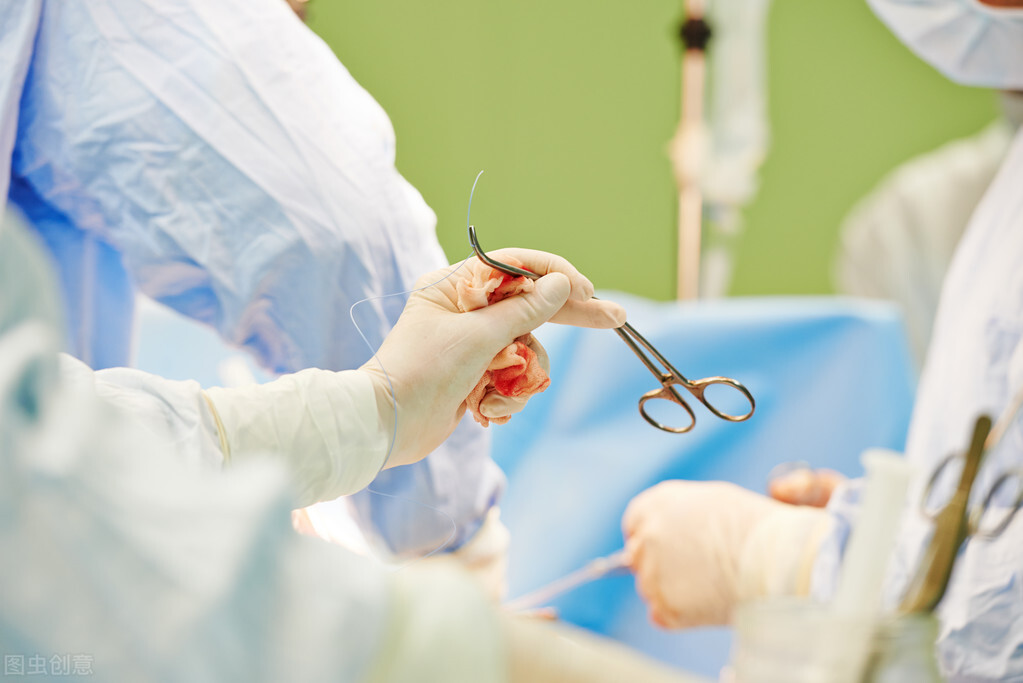 痔疮和肛周脓肿哪个比较好治,肛周脓肿痔疮一起手术怎么这么痛