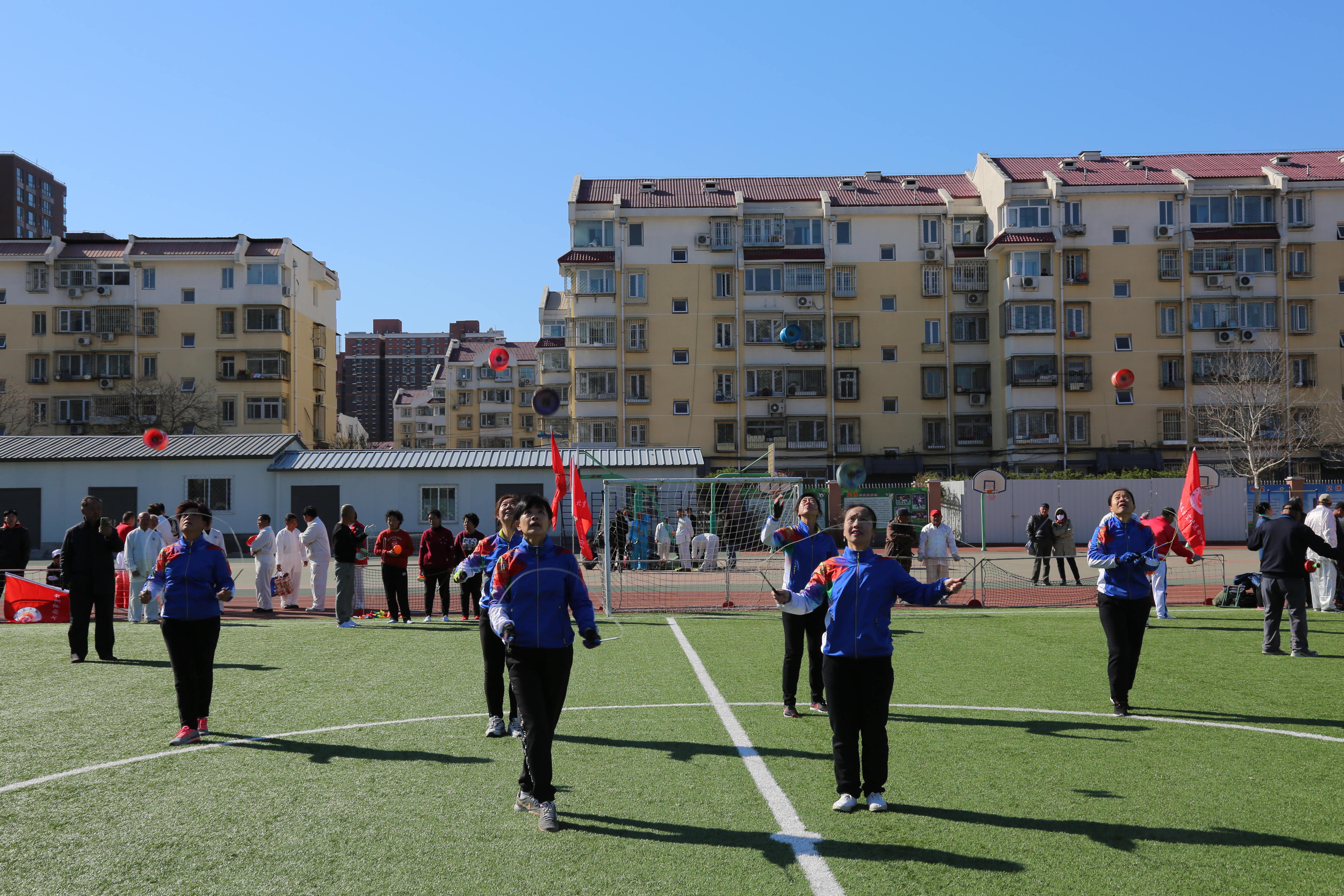 顺义区举办京津冀户外运动嘉年华顺义区空竹交流展示赛