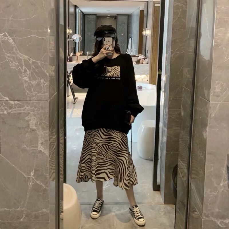 卫衣搭配技巧｜秋季休闲运动风，卫衣就从来没有输过