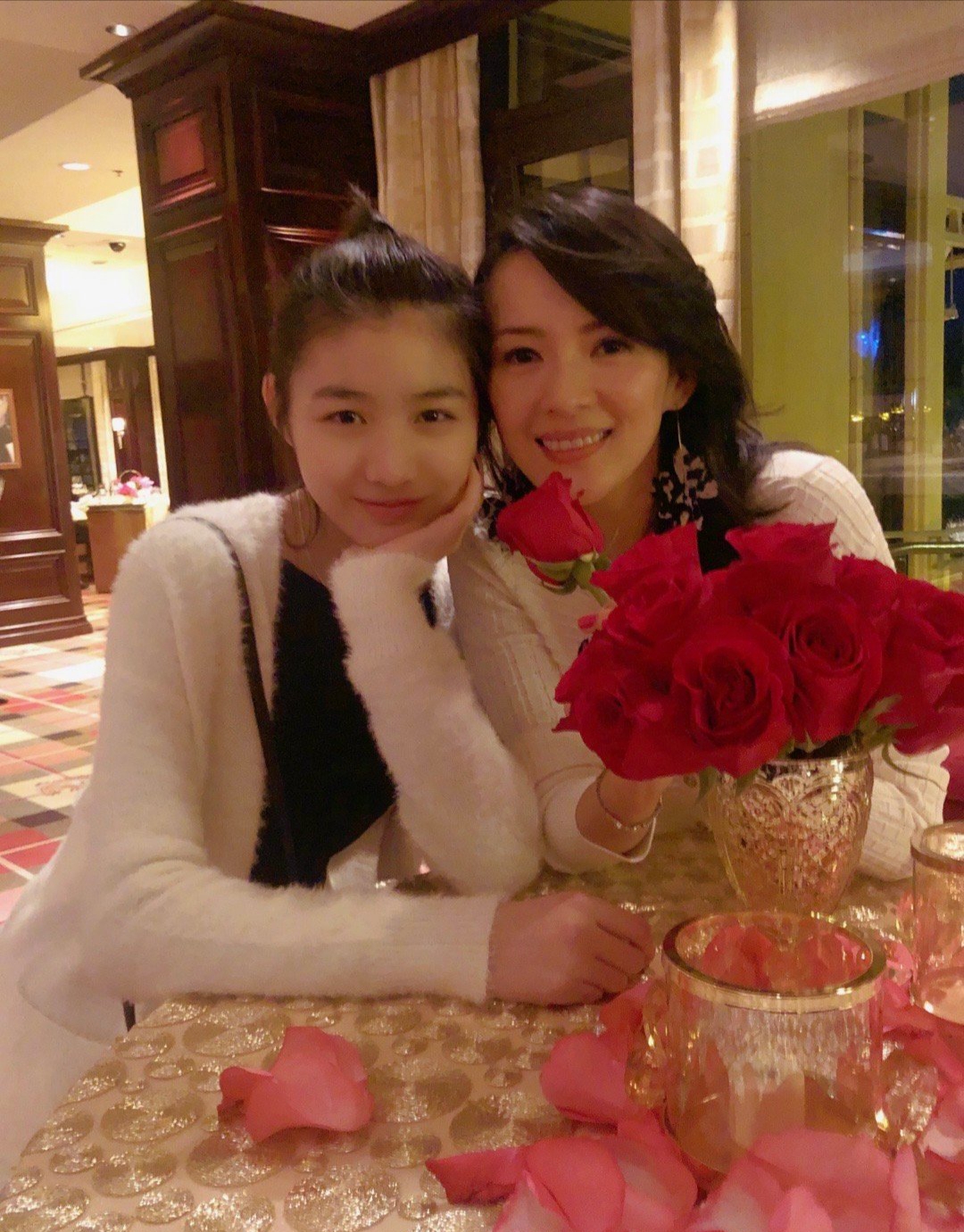 吴京儿子强势上镜,吴京演艺圈儿子