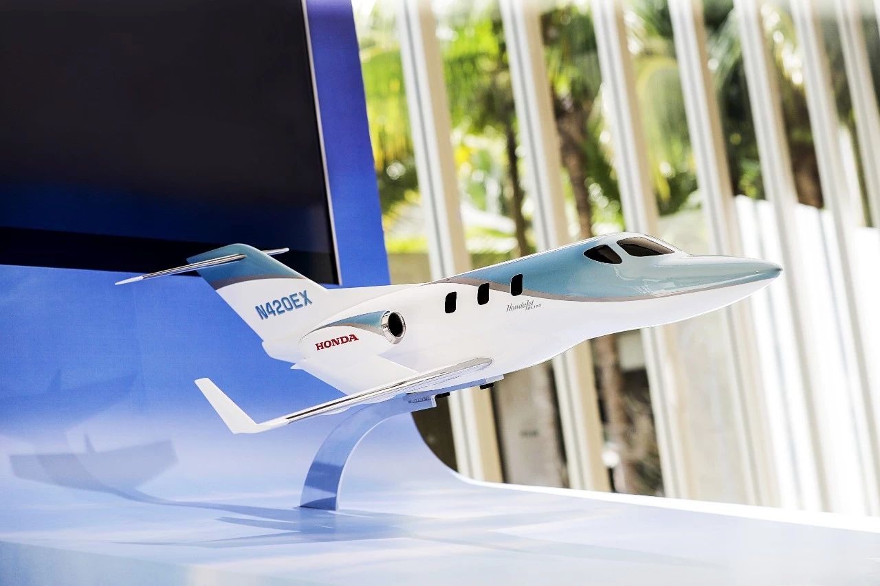 魔术手打造的FUNTECWORLD一个充满出行乐趣的小宇宙