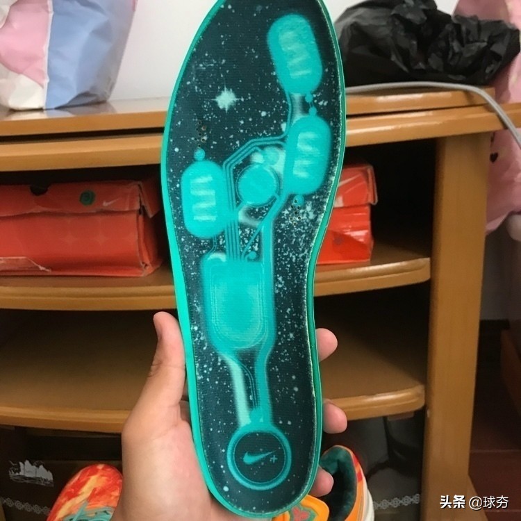鐞冮瀷娴嬭瘎nikekobe8瀹炴垬琛ㄧ幇濡備綍,zoomkobe鐞冮瀷
