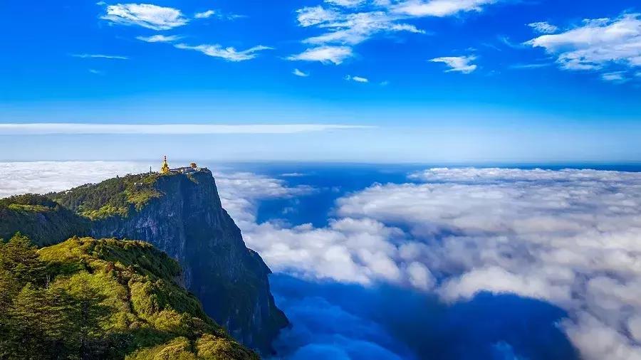 冲着金顶去峨眉山，最后跪着给这10个景点打五星