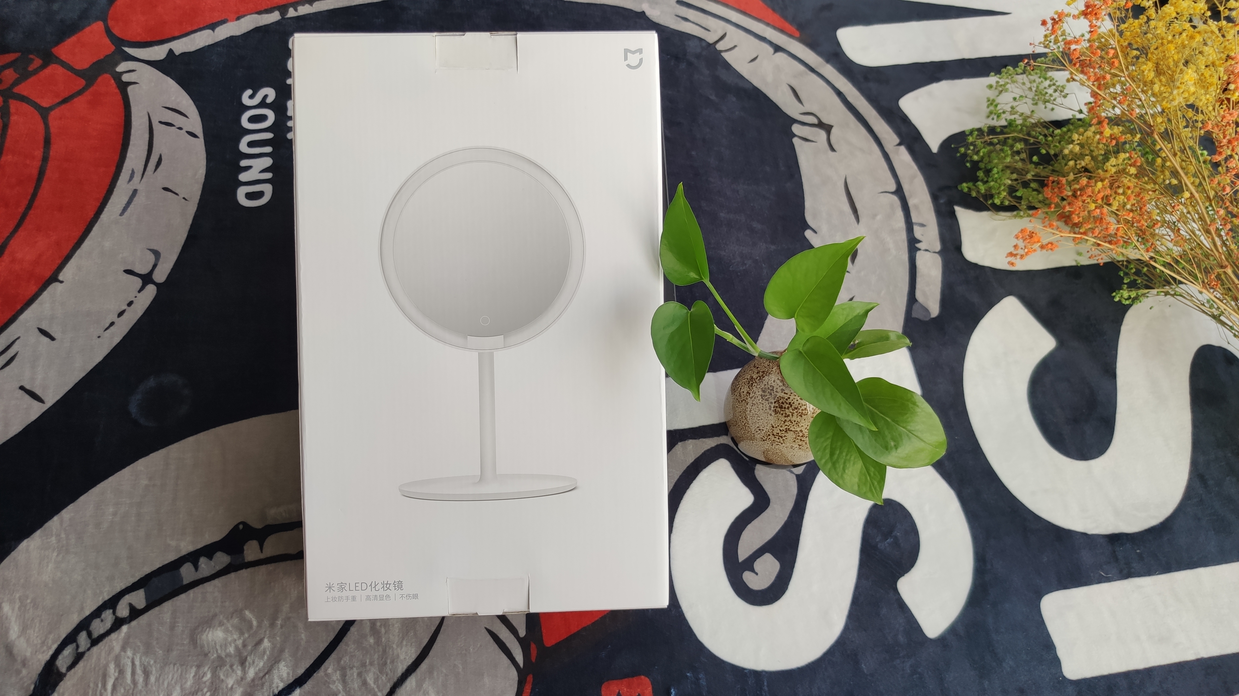 米家led化妆镜拆解,室内还原阳光的补光灯