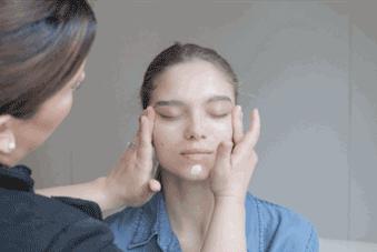 熬夜导致的眼部细纹用什么眼霜,熬夜导致眼部出现细纹怎么消除