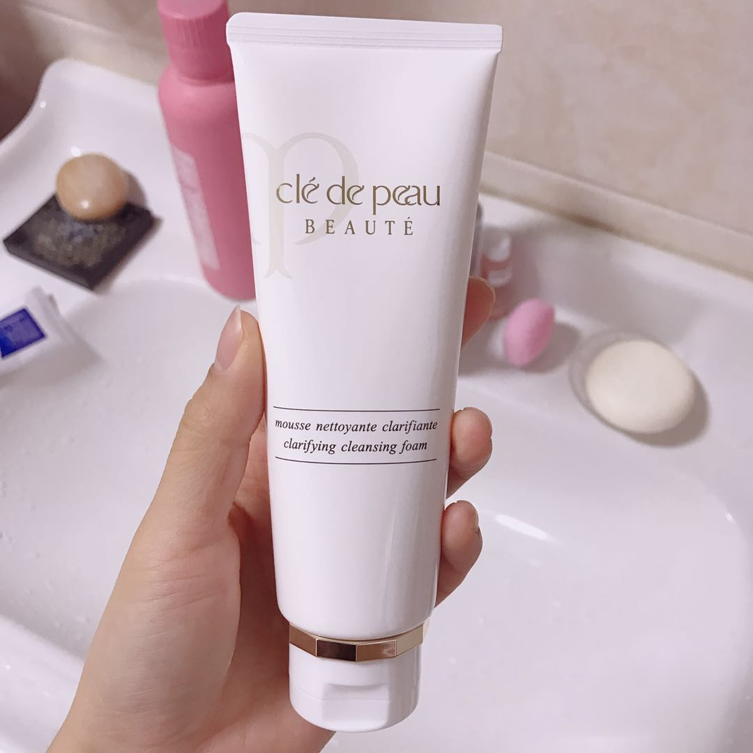 如何选一款自己适合的洗面奶,如何选择自己适合的洗面奶呢