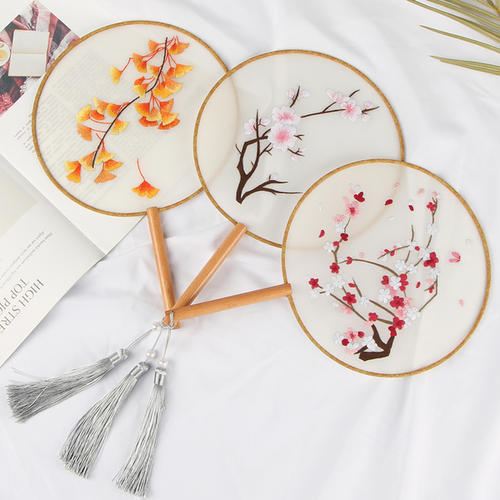 裁为*欢合**扇，团团似明月——关于团扇那些不得不说的设计理念