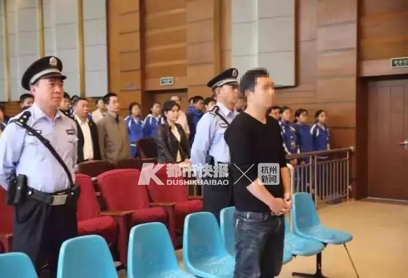 八岁小孩吸了一口氢气有事吗,青少年吸食笑气的危害有几类