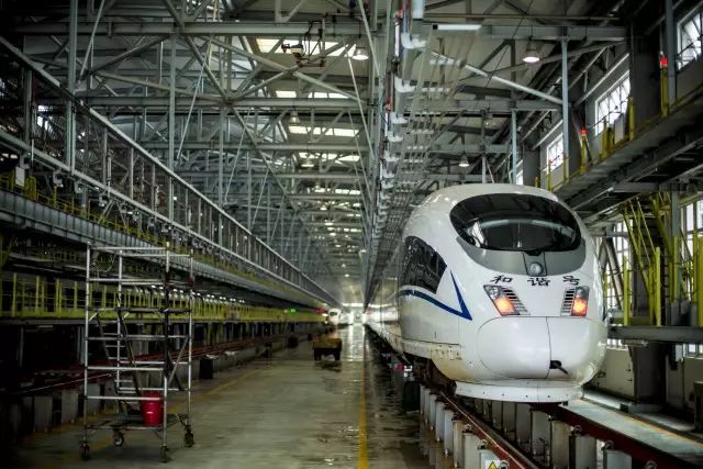 梅龙高铁有接赣深上下行线吗,梅龙高铁来了梅州广州只需15小时