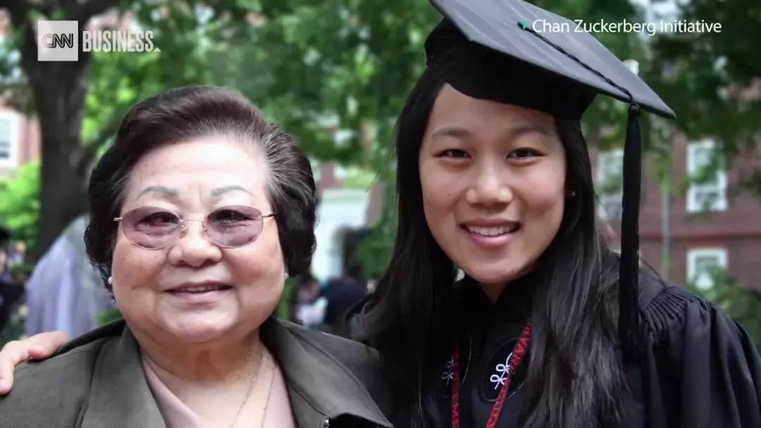 扎克伯格为什么要娶自己的老婆,扎克伯格谈妻子是最美的