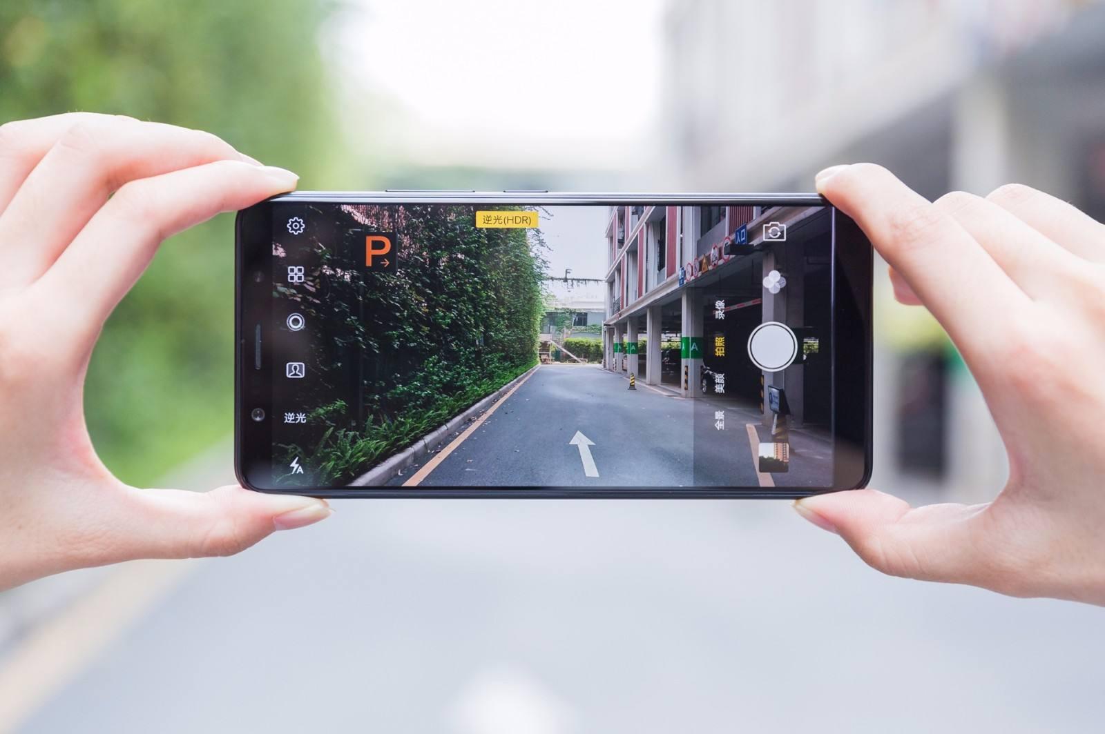 现在还有必要买小米cc9pro么,想买拍照画质清晰的手机