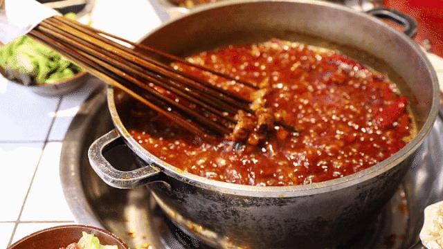 一家炸串店怎么开出特色,开一家串串香如何入手