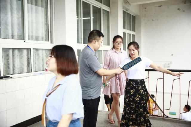 合同制教师和在编教师区别,合同制教师和在编教师的区别