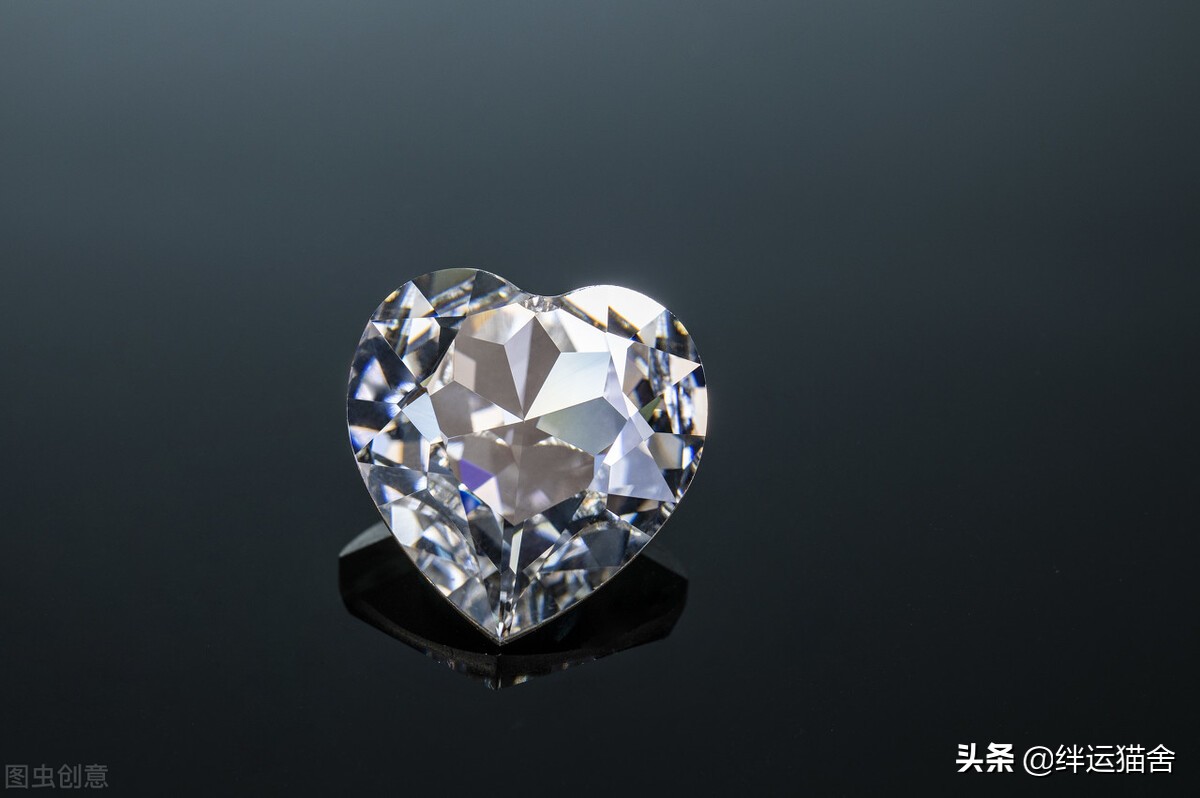 50分的裸钻大概多少钱,50分的裸钻是多少克拉