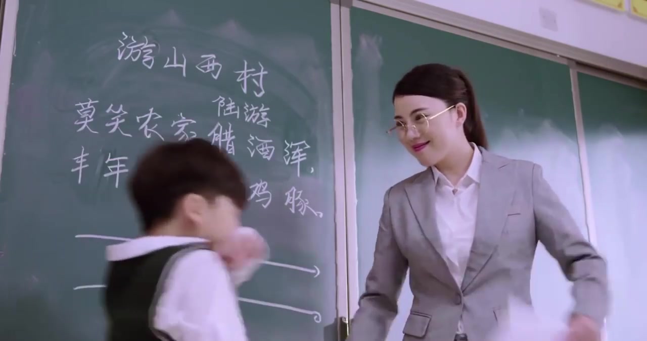 爸爸姓李给儿子取名老师不敢点名,爸爸姓李妈妈姓李给小孩取名字