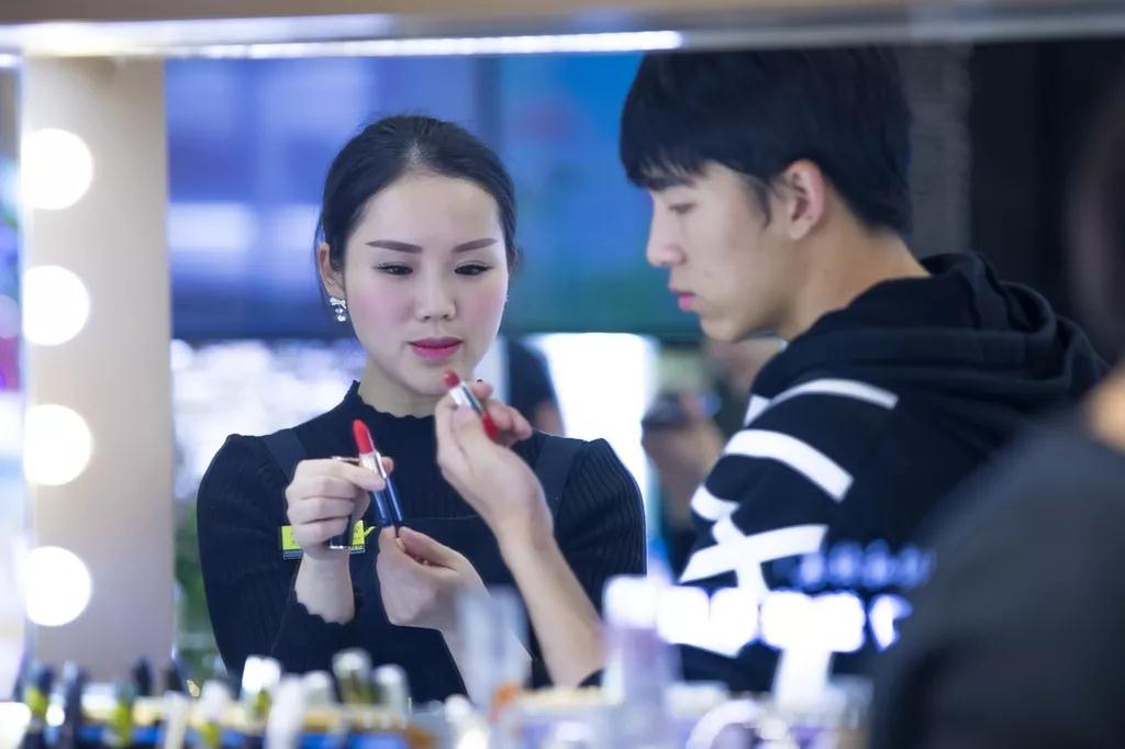 化妆品老顾客流失怎么办,化妆品怎么防止顾客流失