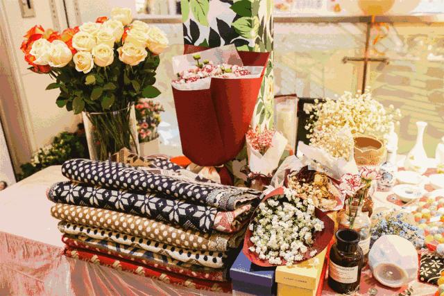 天津天塔亮灯为祖国庆生,天津天塔生日灯光秀