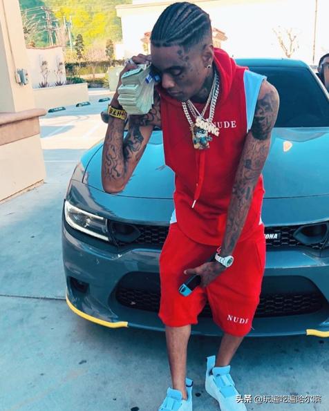 到底有多少Rapper带假表?