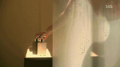 这辈子的澡都白洗了！日本336个增压细密喷射孔，洗澡比SPA还舒服