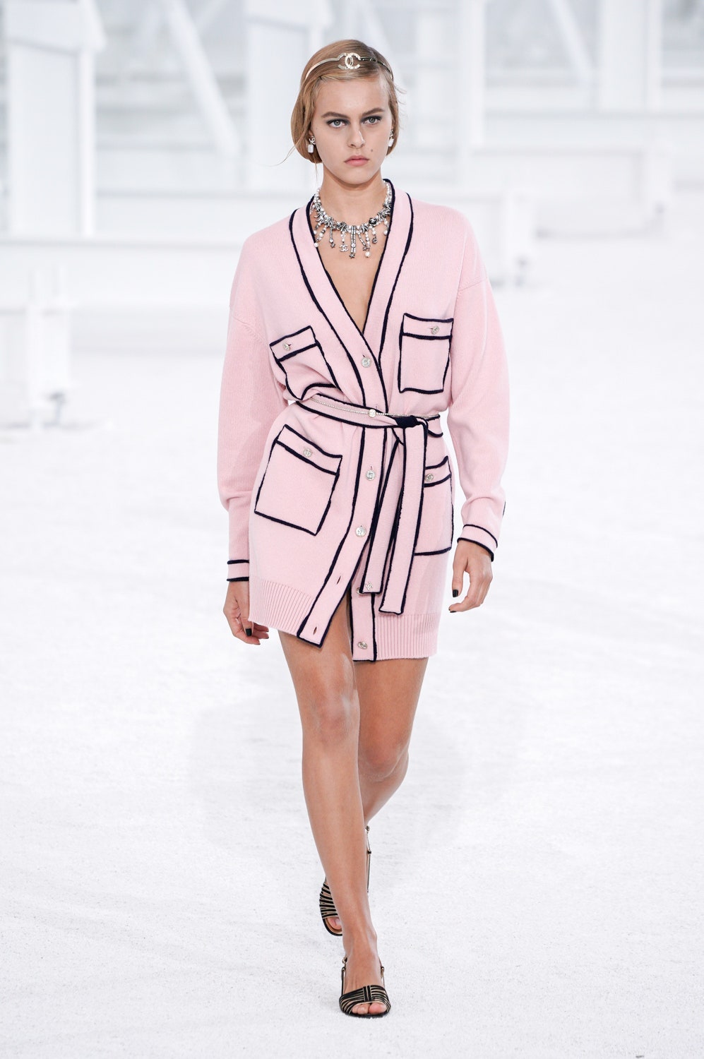 香奈儿chanel2020秋冬女装秀,香奈儿chanel2021春夏成衣