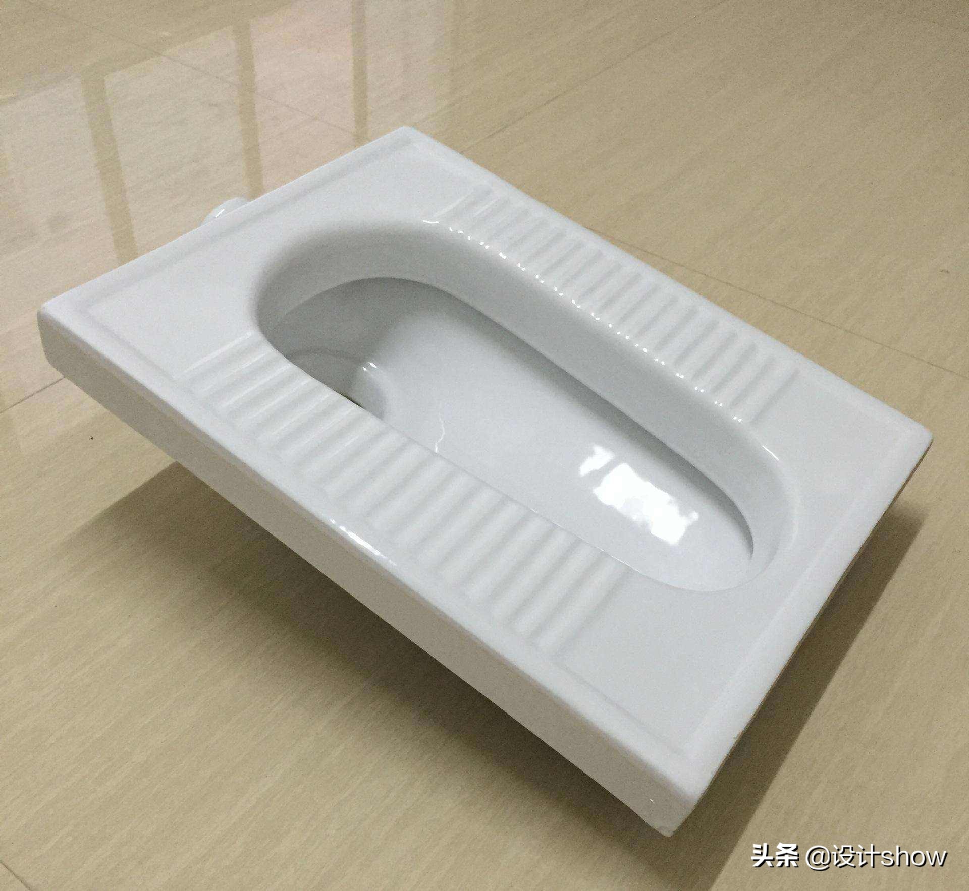 铺瓷砖过程中师傅忘了关水,瓷砖忘记埋线管如何处理