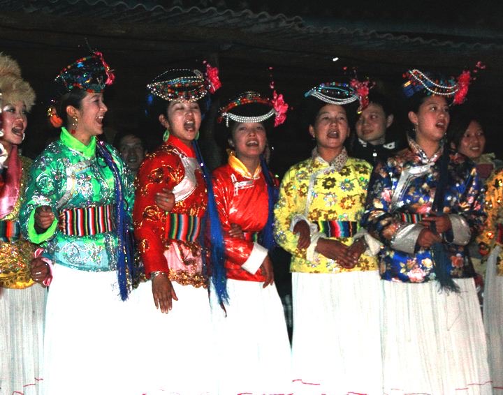 摩梭走婚现在不存在吗,摩梭人一辈子可以走婚几次