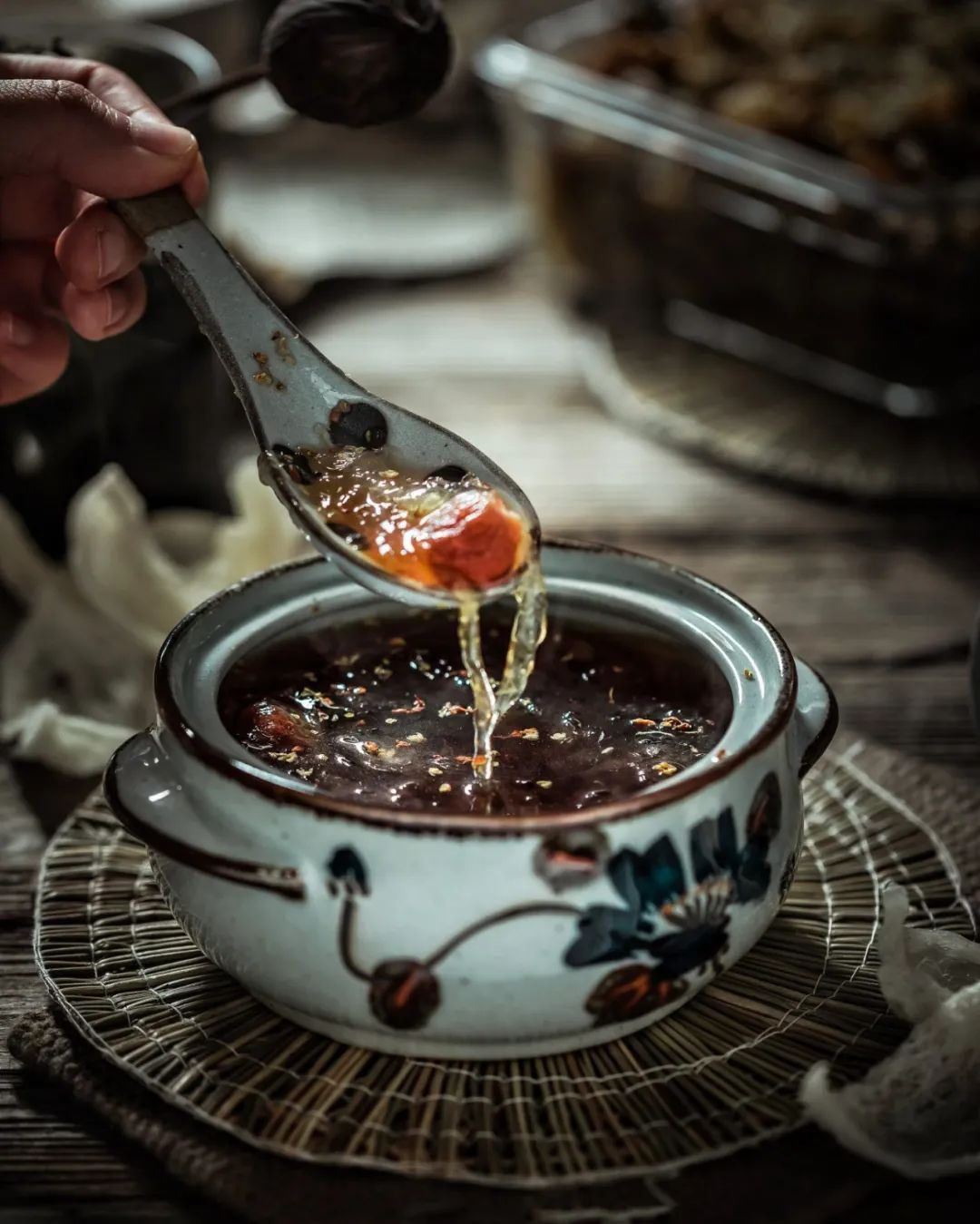 燕窝有泡沫怎么回事,为啥燕窝都是泡沫